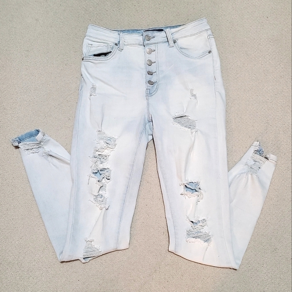 Aero Button Fly Super High Rise Jegging Light Wash Distressed Rips Raw Hem SZ6